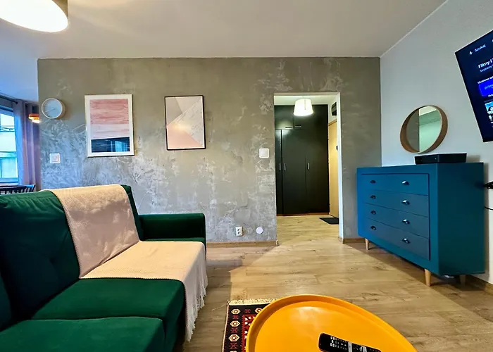 Apartment Momoapart - By Kromera