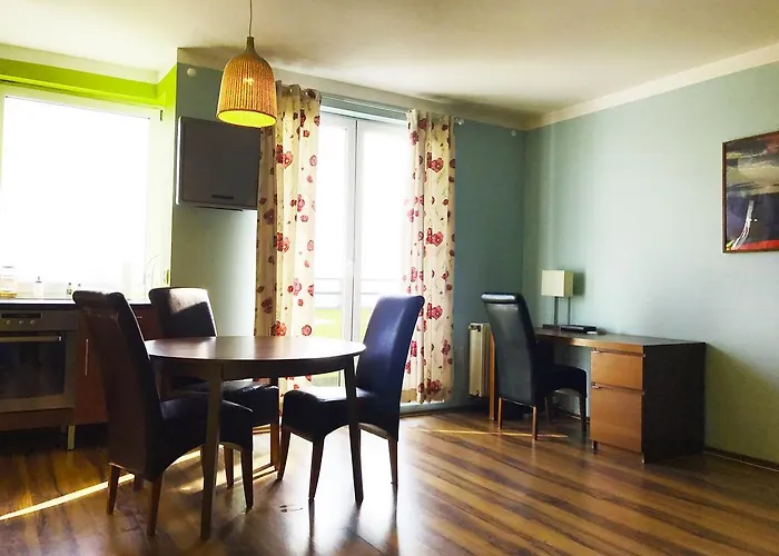 Momoapart - By Kromera *